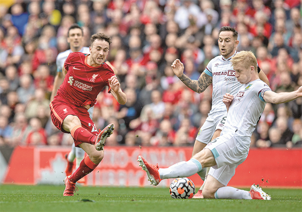 双响终结拜仁开季16连胜，柏林联合中卫多克希当选全场最佳（多克希梅开二度终结拜仁开季16连胜，柏林联合中卫荣膺全场最佳）