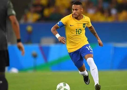 穆帅：我曾为麦克托米奈让博格巴坐板凳，曼联放走他是个大错（穆帅：曾为麦克托米奈让博格巴打替补，曼联放走他是重大失误）