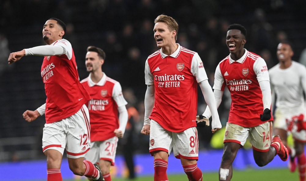 马特拉齐：罗纳尔多是梅西和C罗的结合体，我从不直接防守他（马特拉齐称罗纳尔多集梅西与C罗之长：我从不正面对位他）