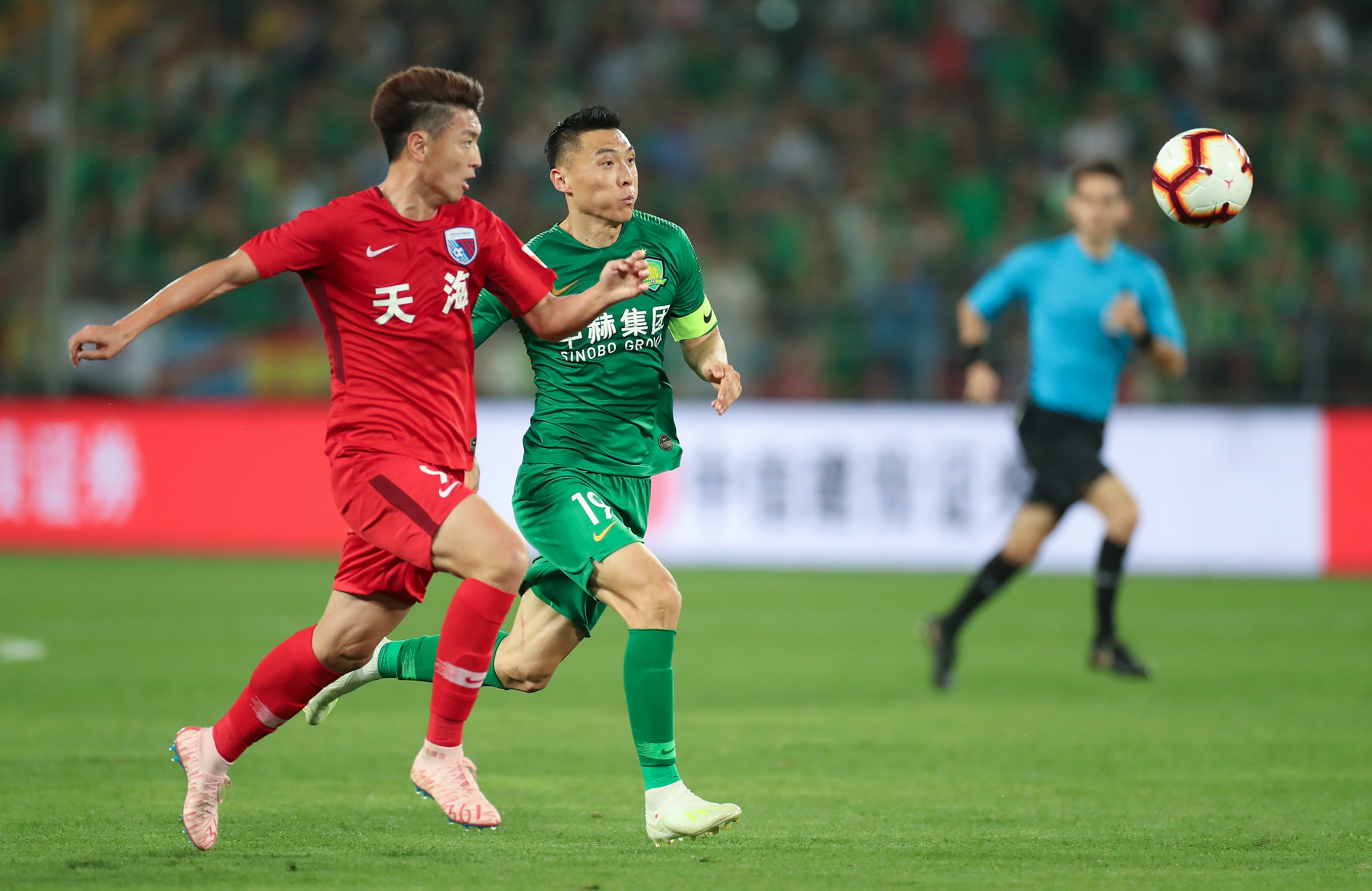 记者：罗马联系法比奥-席尔瓦团队，但若吉拉西离队他将留下（记者：罗马已接触法比奥-席尔瓦团队，若吉拉西离队他将留队）