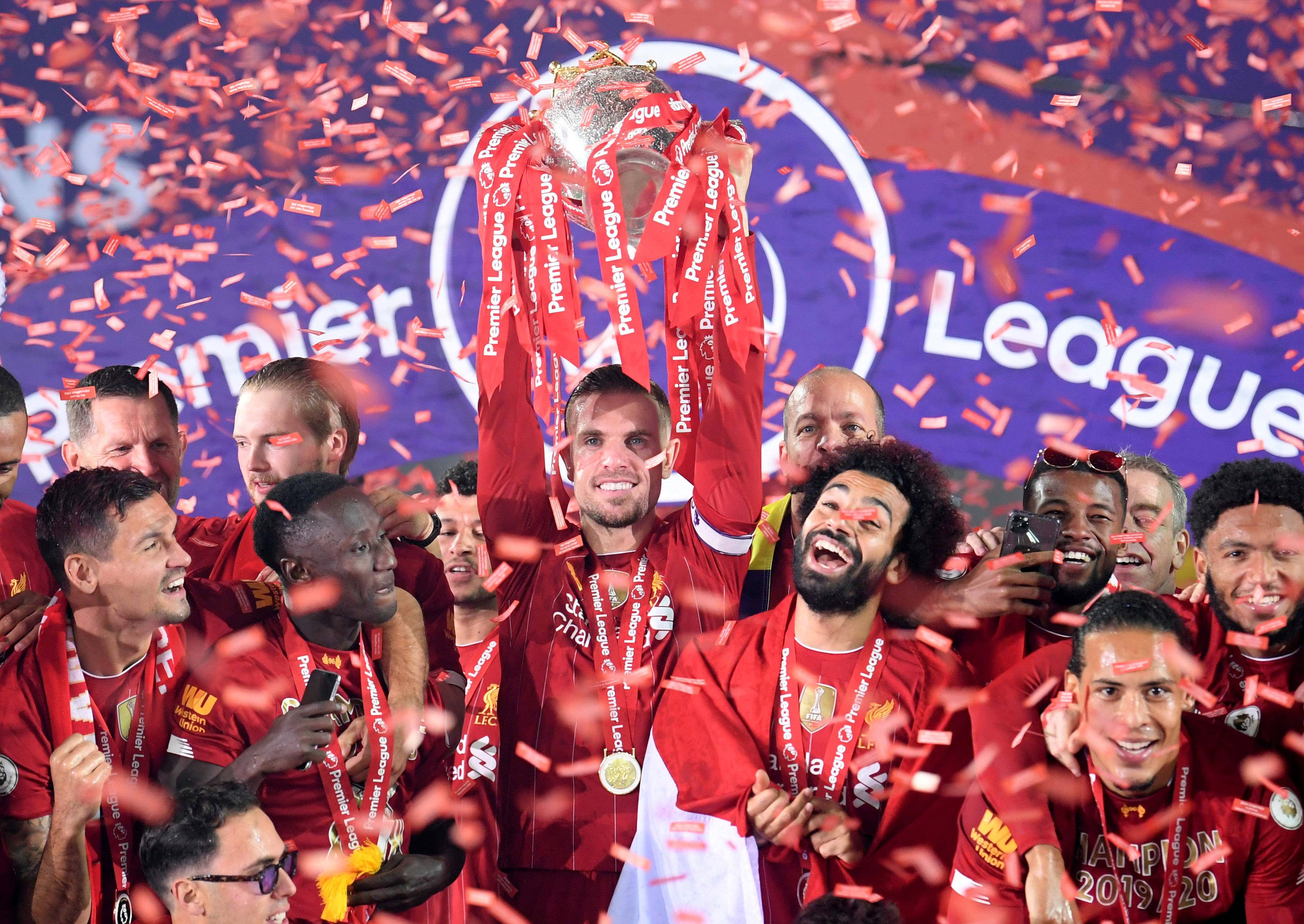 阿德耶米进球后做“安静点”手势，科瓦奇：为他的进球高兴（阿德耶米破门后做出噤声手势，科瓦奇：为他的进球感到高兴）