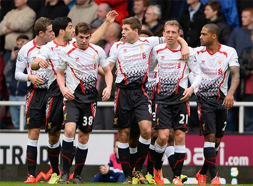 TA：阿森纳未积极推动冬窗出售球员；预计明夏将买断因卡皮耶（TA：阿森纳冬窗不急售球员，预计明夏完成因卡皮耶买断）