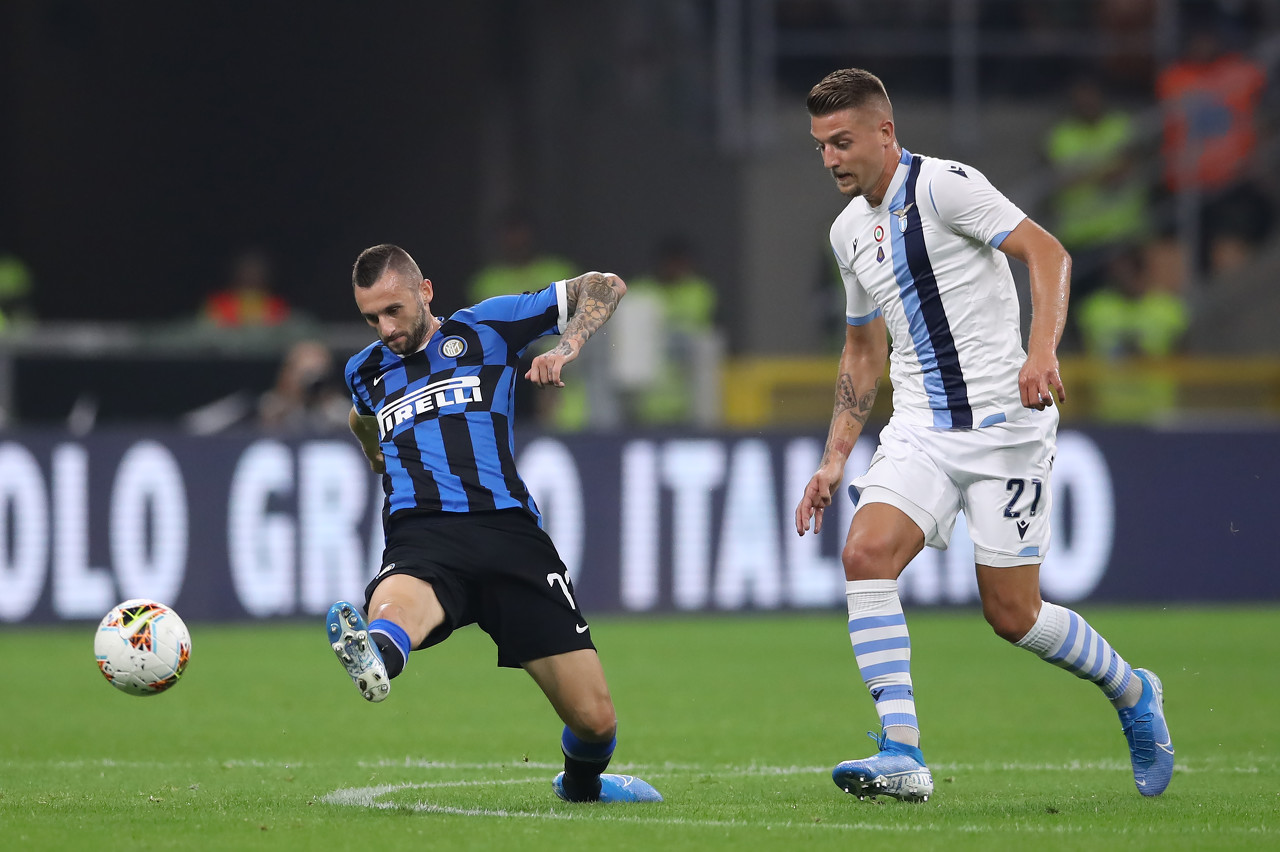 土媒：加拉塔萨雷想在冬窗签下吕迪格，后者合同将在明夏到期（土媒称加拉塔萨雷欲在冬窗引进吕迪格，其合同明夏到期）