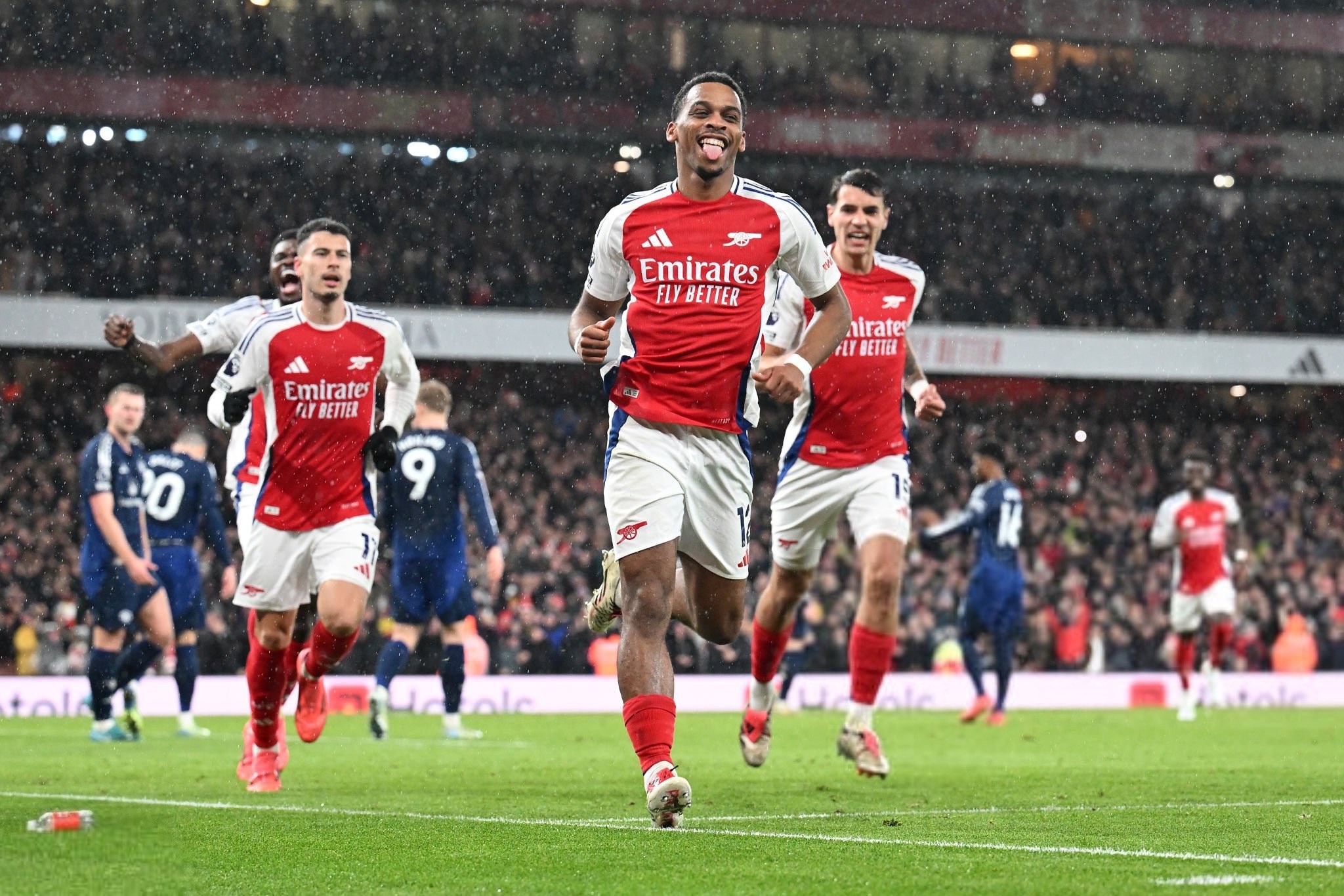 吉拉迪诺：夸德拉多等三人伤缺，我们很了解帕尔马的打法（吉拉迪诺：夸德拉多等三将伤停，我们对帕尔马踢法十分熟悉）