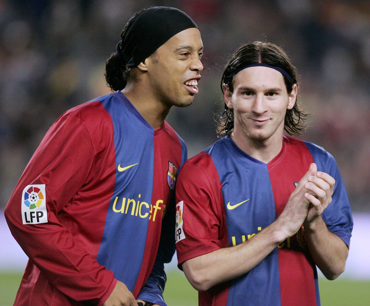 韩鹏：徐根宝指导80多岁高龄还在工作一线，这非常让人感动（韩鹏感慨：八旬徐根宝仍坚守一线，令人动容）