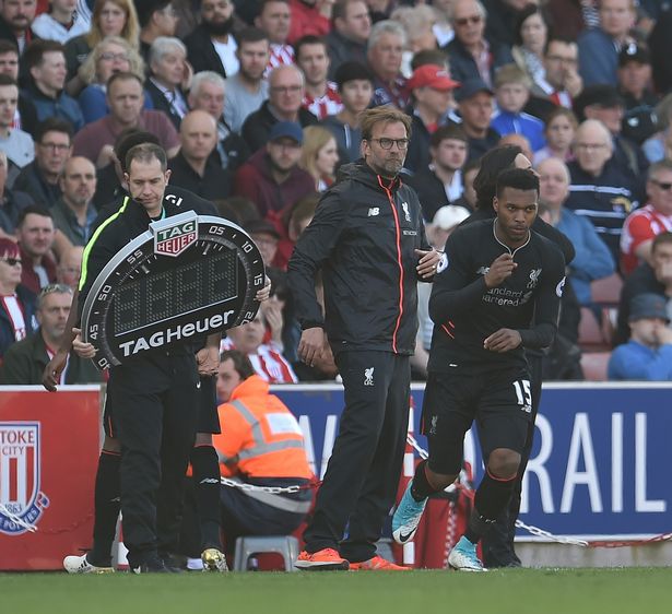 欧冠积分榜：拜仁、阿森纳、国米全胜领跑，下轮前二直接对话（欧冠积分形势：拜仁、阿森纳、国米全胜领跑，下轮前二正面对决）