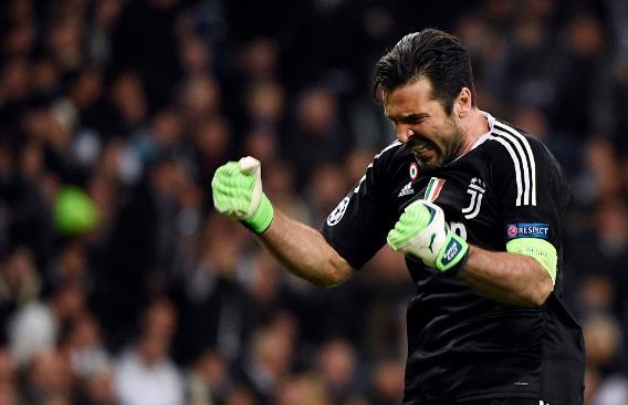 巴恩斯成近12年来，首位英超对曼城完成双响的纽卡球员（巴恩斯成为近12年首位在英超对阵曼城梅开二度的纽卡球员）