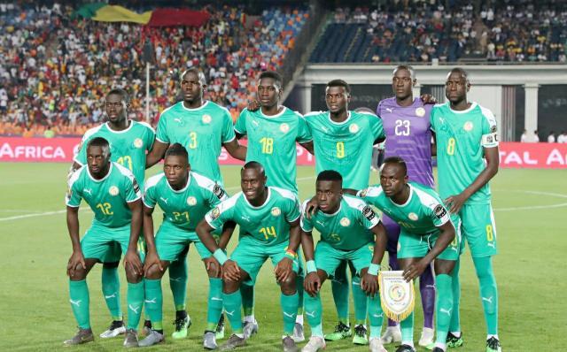 梅西带队夺冠！他是季后赛MVP！他让迈阿密国际从垫底到冠军！（梅西率队封王，荣膺季后赛MVP，助迈阿密国际从榜尾逆袭夺冠）